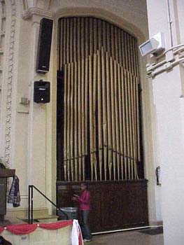auditorium-organ